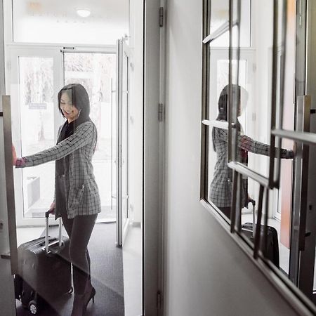 Sajam Garni Hotel レスコヴァツ エクステリア 写真