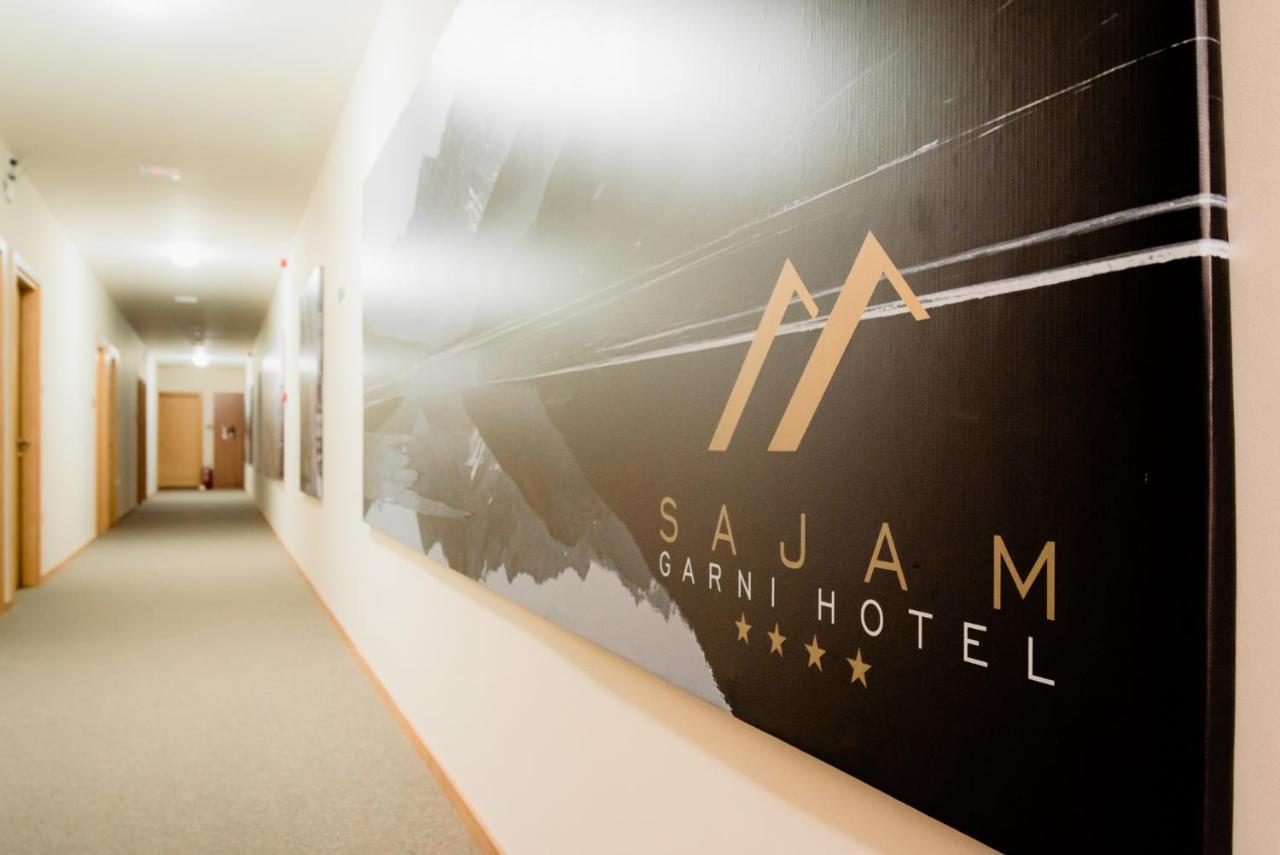 Sajam Garni Hotel レスコヴァツ エクステリア 写真