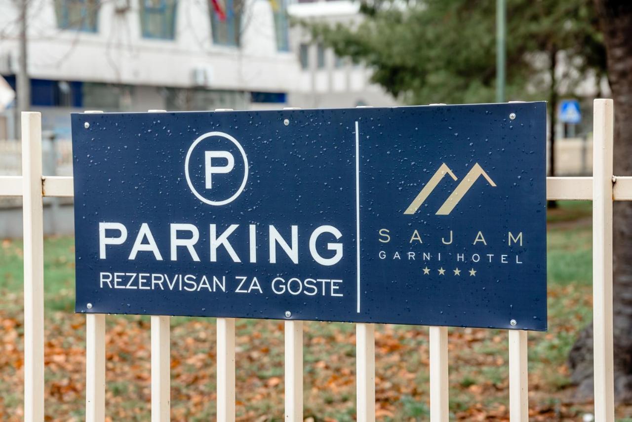 Sajam Garni Hotel レスコヴァツ エクステリア 写真