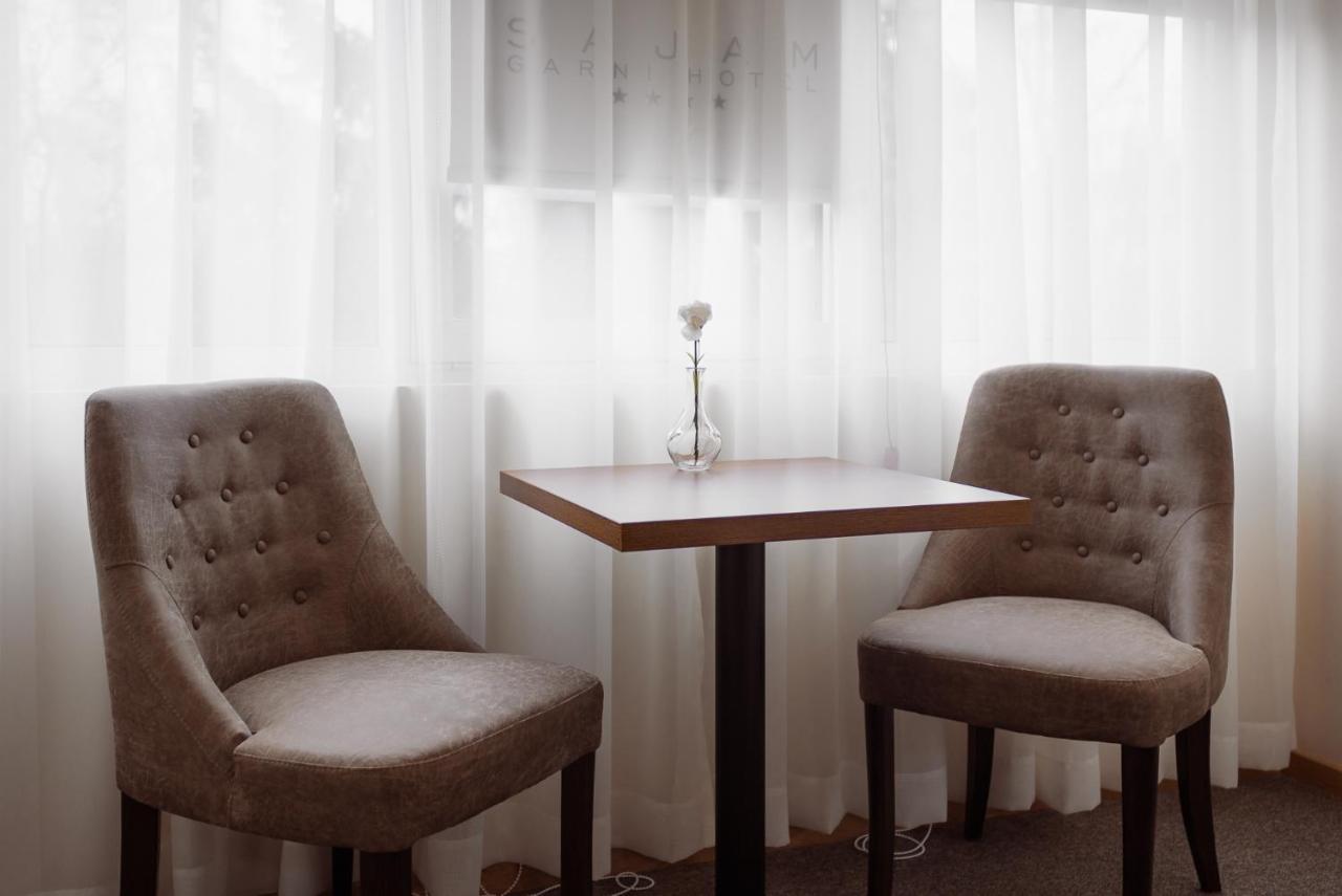 Sajam Garni Hotel レスコヴァツ エクステリア 写真
